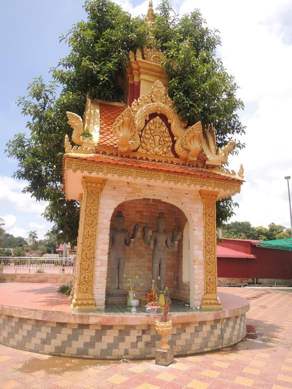 7 Makara Hotel Kampong Cham Eksteriør bilde